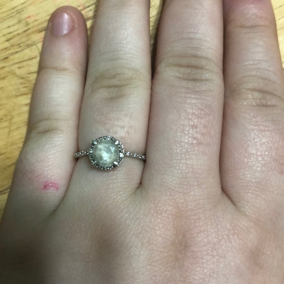 Ring - Picture 3 of 3